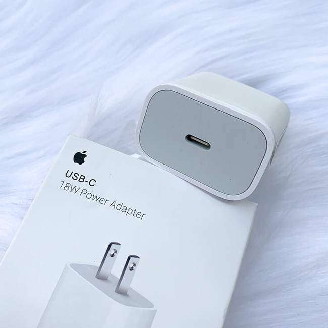 máy nghe lén ngụy trang củ sạc iphone